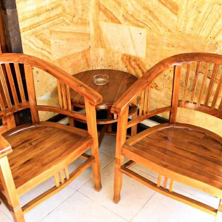 Hokita Home Stay Nusa Lembongan Exterior foto